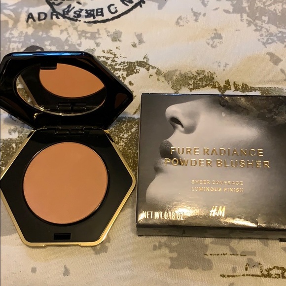 H&M Pure Radiance Powder Blusher - Picture 3 of 4